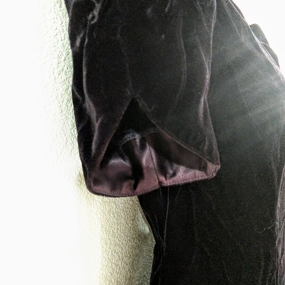 Vintage Open Back Velvet dress - Picture 4 of 8